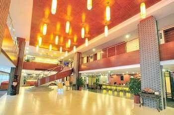 Gucheng  Luanchuan Re-Channel Ferry Lake Hotel מראה חיצוני תמונה