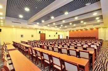 Gucheng  Luanchuan Re-Channel Ferry Lake Hotel מראה חיצוני תמונה